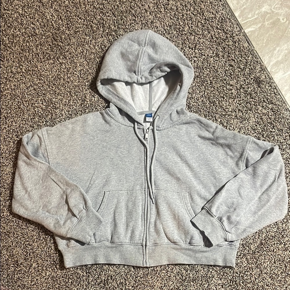 Old Navy Comfy Gray Cropped Zip-Up Hoodie